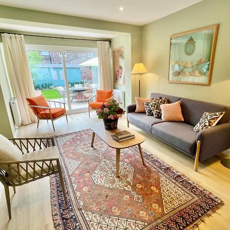 Central Townhouse With Free Off Road Parking And Garden York Esterno foto