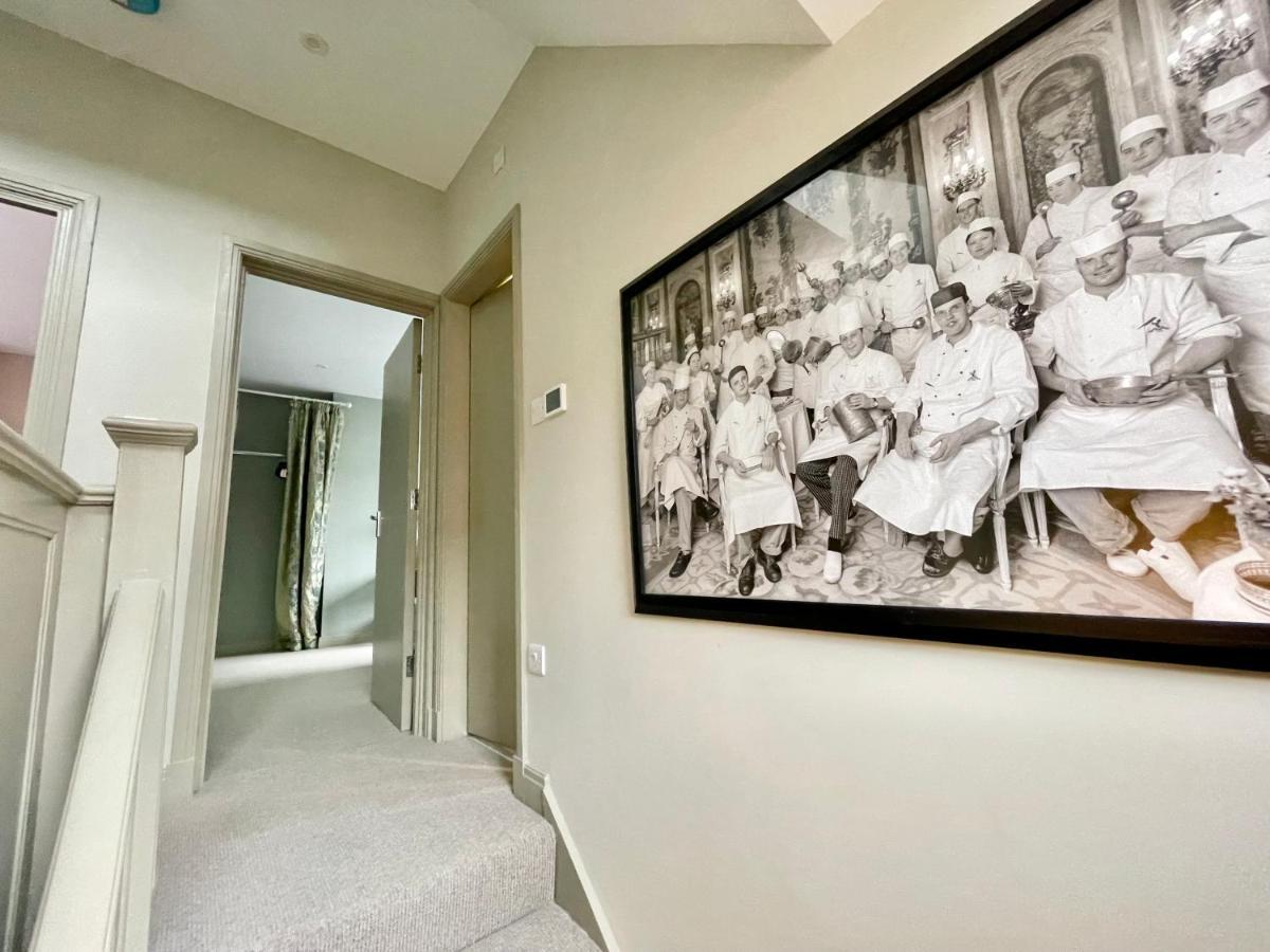 Central Townhouse With Free Off Road Parking And Garden York Esterno foto